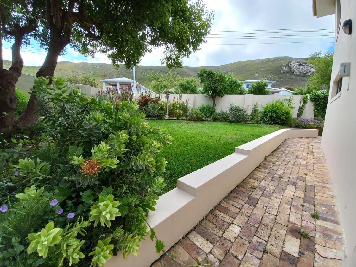 Steenbok House Hermanus Exterior foto